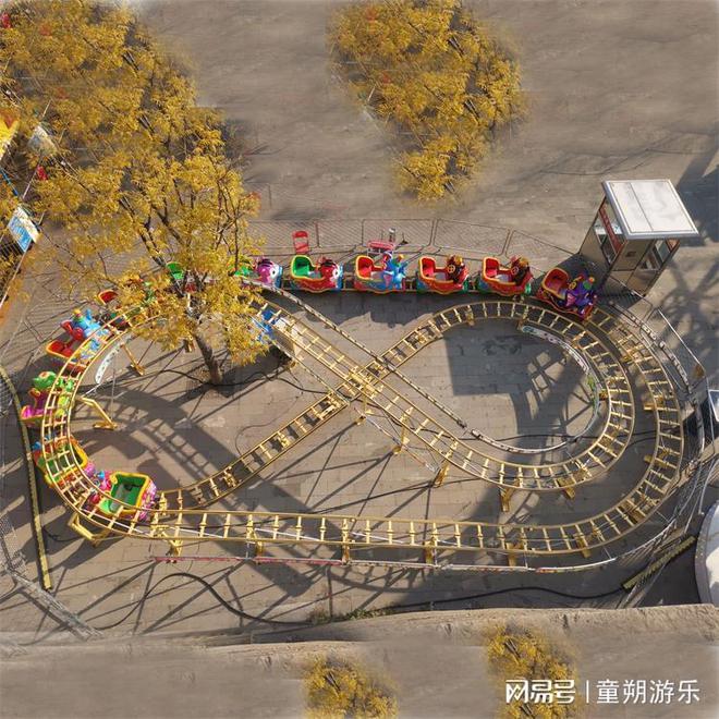 b体育官网入口：新型太空穿梭游乐设备款式盘点